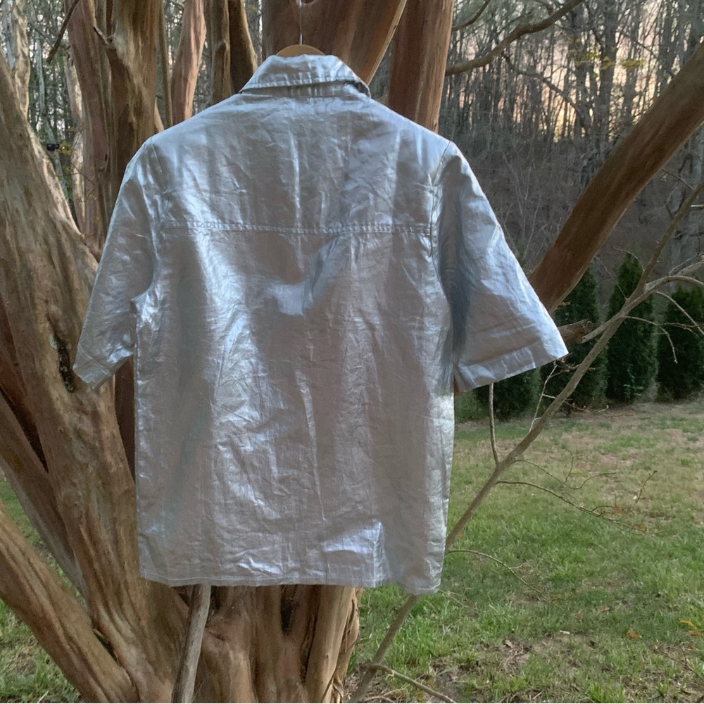 Lanhtropy Metallic Silver Women’s Snap Down Shirt - Picture 9 of 13